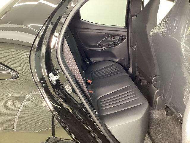 ヤリス Ｘ　登録済未使用車　トヨタセーフティセンス　純正８インチディスプレイオーディオ　バックカメラ　ＥＴＣ（50枚目）