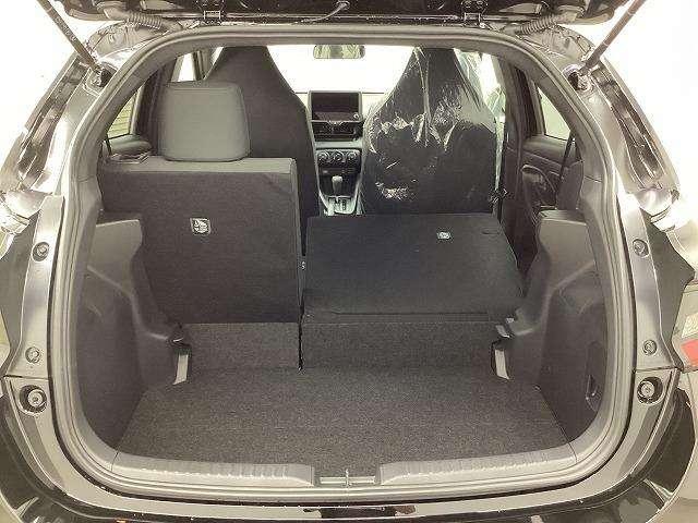 ヤリス Ｘ　登録済未使用車　トヨタセーフティセンス　純正８インチディスプレイオーディオ　バックカメラ　ＥＴＣ（65枚目）