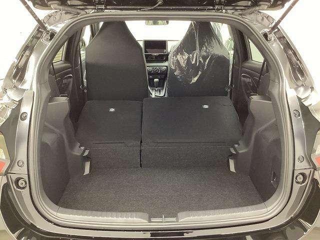 ヤリス Ｘ　登録済未使用車　トヨタセーフティセンス　純正８インチディスプレイオーディオ　バックカメラ　ＥＴＣ（66枚目）