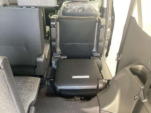 シエンタ Ｚ　登録済未使用車　トヨタセーフティセンス　１０．５インチディスプレイオーディオ　両側パワースライドドア（44枚目）