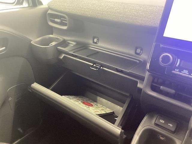 シエンタ Ｚ　登録済未使用車　トヨタセーフティセンス　１０．５インチディスプレイオーディオ　両側パワースライドドア（45枚目）