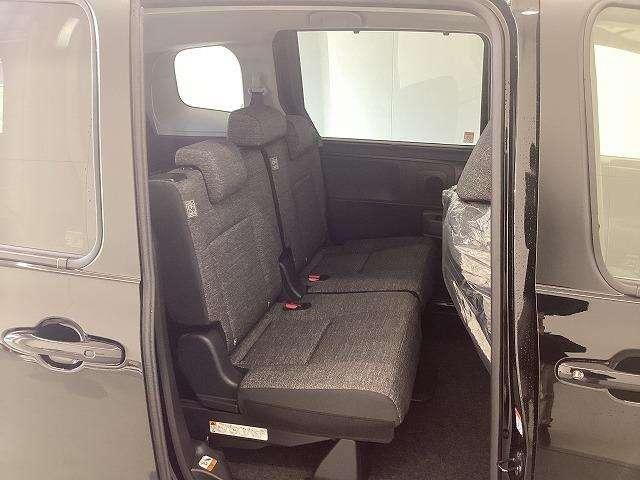 シエンタ Ｚ　登録済未使用車　トヨタセーフティセンス　１０．５インチディスプレイオーディオ　両側パワースライドドア（46枚目）