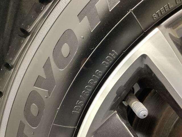 セレナ ハイウェイスターＶ　エマージェンシーブレーキ　両側パワースライドドア　純正ナビ　ＴＶ　バックモニター（8枚目）