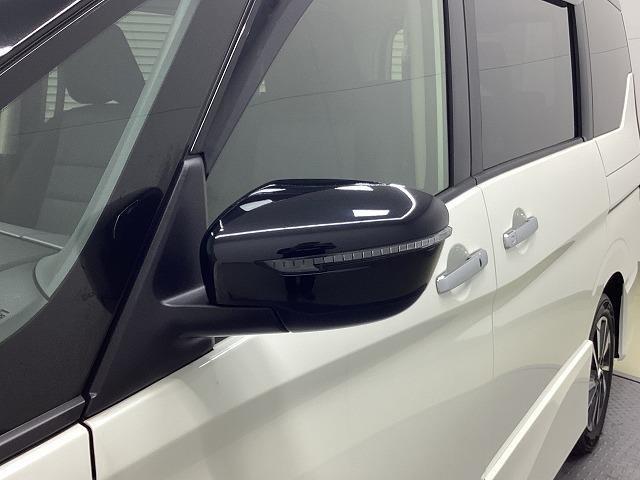 セレナ ハイウェイスターＶ　エマージェンシーブレーキ　両側パワースライドドア　純正ナビ　ＴＶ　バックモニター（17枚目）