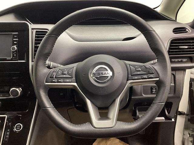 セレナ ハイウェイスターＶ　エマージェンシーブレーキ　両側パワースライドドア　純正ナビ　ＴＶ　バックモニター（25枚目）