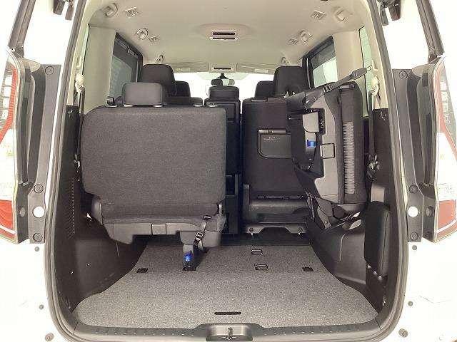 セレナ ハイウェイスターＶ　エマージェンシーブレーキ　両側パワースライドドア　純正ナビ　ＴＶ　バックモニター（73枚目）