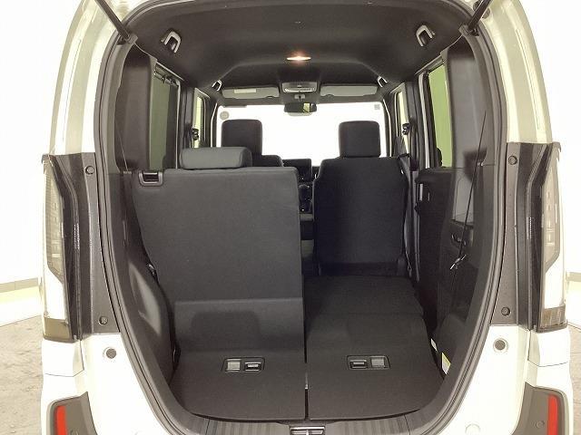 Ｎ－ＢＯＸカスタム ベースグレード　両側スライド・片側電動　クリアランスソナー　オートクルーズコントロール　レーンアシスト　衝突被害軽減システム　オートライト　ＬＥＤヘッドランプ　スマートキー　アイドリングストップ　電動格納ミラー（18枚目）