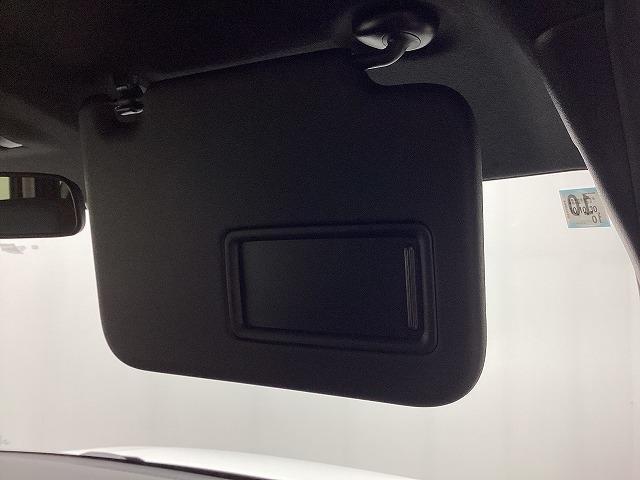 Ｎ－ＢＯＸカスタム ベースグレード　両側スライド・片側電動　クリアランスソナー　オートクルーズコントロール　レーンアシスト　衝突被害軽減システム　オートライト　ＬＥＤヘッドランプ　スマートキー　アイドリングストップ　電動格納ミラー（22枚目）