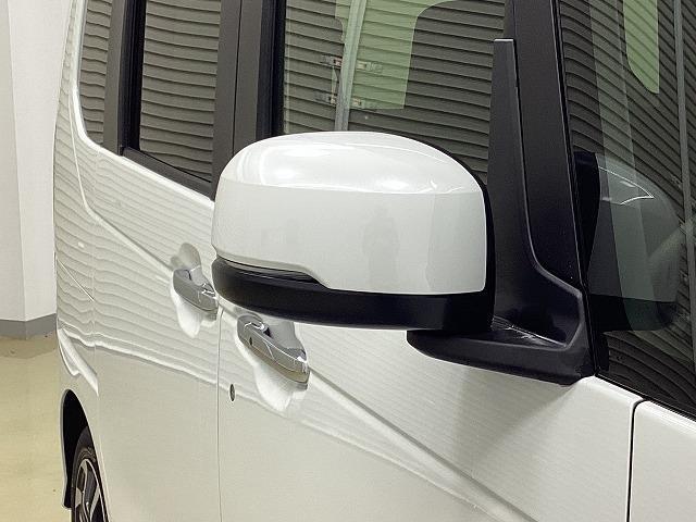 Ｎ－ＢＯＸカスタム ベースグレード　両側スライド・片側電動　クリアランスソナー　オートクルーズコントロール　レーンアシスト　衝突被害軽減システム　オートライト　ＬＥＤヘッドランプ　スマートキー　アイドリングストップ　電動格納ミラー（42枚目）