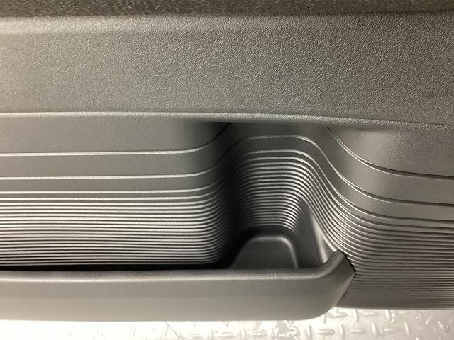 Ｎ－ＢＯＸカスタム ベースグレード　両側スライド・片側電動　クリアランスソナー　オートクルーズコントロール　レーンアシスト　衝突被害軽減システム　オートライト　ＬＥＤヘッドランプ　スマートキー　アイドリングストップ　電動格納ミラー（49枚目）