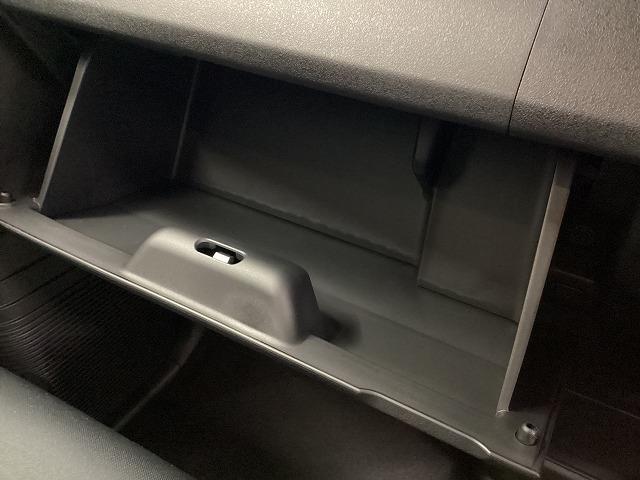 Ｎ－ＢＯＸカスタム ベースグレード　両側スライド・片側電動　クリアランスソナー　オートクルーズコントロール　レーンアシスト　衝突被害軽減システム　オートライト　ＬＥＤヘッドランプ　スマートキー　アイドリングストップ　電動格納ミラー（53枚目）