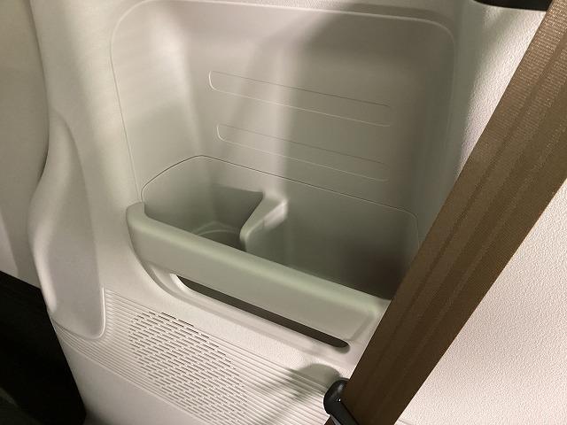 N-BOX ベースグレード バックカメラ 両側スライド・片側電動 クリアランスソナー オートクルーズコントロール レーンアシスト 衝突被害軽減システム オートライト LEDヘッドランプ スマートキー アイドリングストップ(61枚目)