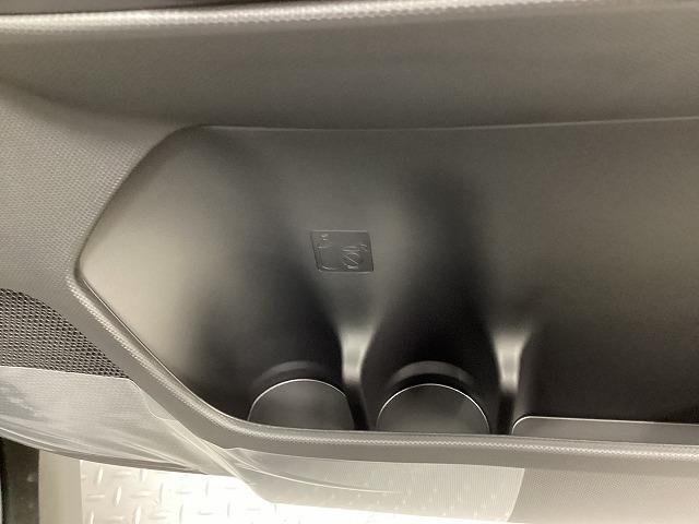 ライズ Z クリアランスソナー オートクルーズコントロール レーンアシスト 衝突被害軽減システム オートライト LEDヘッドランプ アルミホイール スマートキー 電動格納ミラー シートヒーター CVT(30枚目)