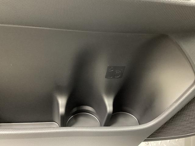 ライズ Z クリアランスソナー オートクルーズコントロール レーンアシスト 衝突被害軽減システム オートライト LEDヘッドランプ アルミホイール スマートキー 電動格納ミラー シートヒーター CVT(69枚目)