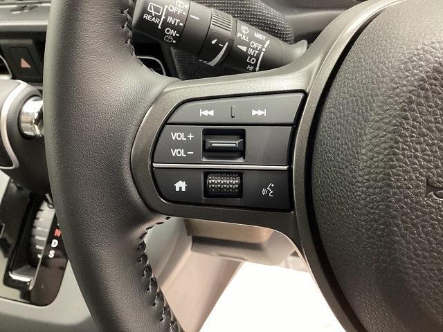 フリード エアー EX バックカメラ クリアランスソナー オートクルーズコントロール レーンアシスト 衝突被害軽減システム 両側電動スライドドア オートライト LEDヘッドランプ スマートキー 電動格納ミラー シートヒーター(9枚目)