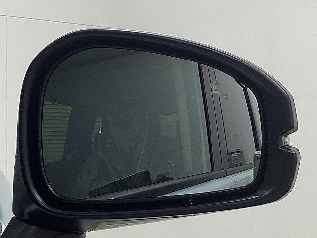 フリード エアー EX クリアランスソナー オートクルーズコントロール レーンアシスト 衝突被害軽減システム 両側電動スライドドア オートライト LEDヘッドランプ スマートキー 電動格納ミラー シートヒーター 3列シート(32枚目)