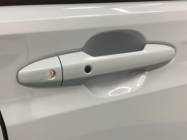 フリード エアー EX クリアランスソナー オートクルーズコントロール レーンアシスト 衝突被害軽減システム 両側電動スライドドア オートライト LEDヘッドランプ スマートキー 電動格納ミラー シートヒーター 3列シート(36枚目)