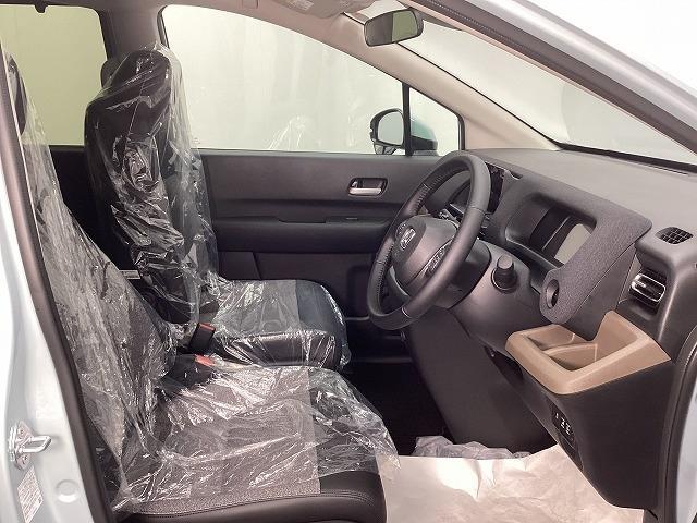 フリード エアー EX クリアランスソナー オートクルーズコントロール レーンアシスト 衝突被害軽減システム 両側電動スライドドア オートライト LEDヘッドランプ スマートキー 電動格納ミラー シートヒーター 3列シート(47枚目)