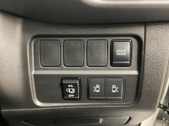 セレナ ｅ－パワー　ハイウェイスターＶ　ドライブレコーダー　ＥＴＣ　全周囲カメラ　クリアランスソナー　オートクルーズコントロール　パークアシスト　衝突被害軽減システム　両側電動スライドドア　オートライト　ＬＥＤヘッドランプ　スマートキー（8枚目）