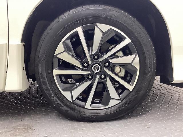 セレナ ｅ－パワー　ハイウェイスターＶ　ドライブレコーダー　ＥＴＣ　全周囲カメラ　クリアランスソナー　オートクルーズコントロール　パークアシスト　衝突被害軽減システム　両側電動スライドドア　オートライト　ＬＥＤヘッドランプ　スマートキー（22枚目）