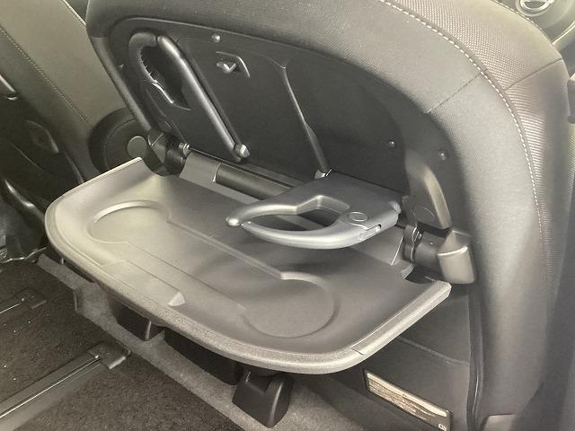 セレナ ｅ－パワー　ハイウェイスターＶ　ドライブレコーダー　ＥＴＣ　全周囲カメラ　クリアランスソナー　オートクルーズコントロール　パークアシスト　衝突被害軽減システム　両側電動スライドドア　オートライト　ＬＥＤヘッドランプ　スマートキー（68枚目）