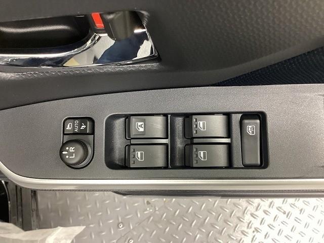 ルーミー カスタムG バックカメラ TV 両側電動スライドドア クリアランスソナー オートクルーズコントロール 衝突被害軽減システム アルミホイール オートライト LEDヘッドランプ スマートキー アイドリングストップ(11枚目)