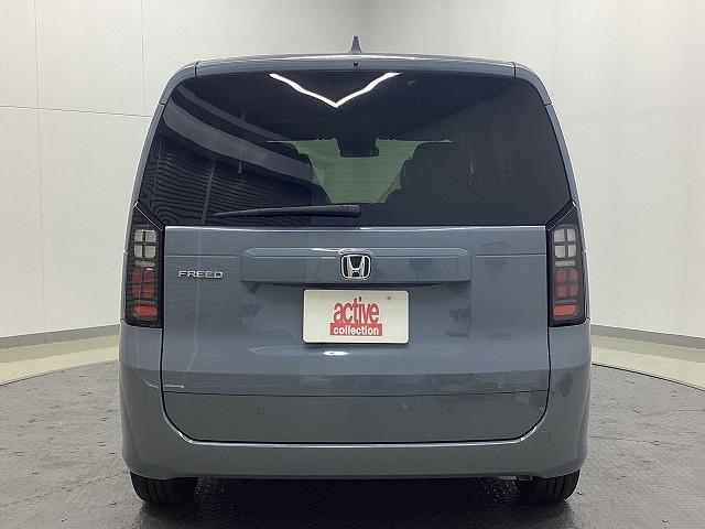 フリード エアー EX クリアランスソナー オートクルーズコントロール レーンアシスト 衝突被害軽減システム 両側電動スライドドア オートライト LEDヘッドランプ スマートキー 電動格納ミラー シートヒーター 3列シート(16枚目)