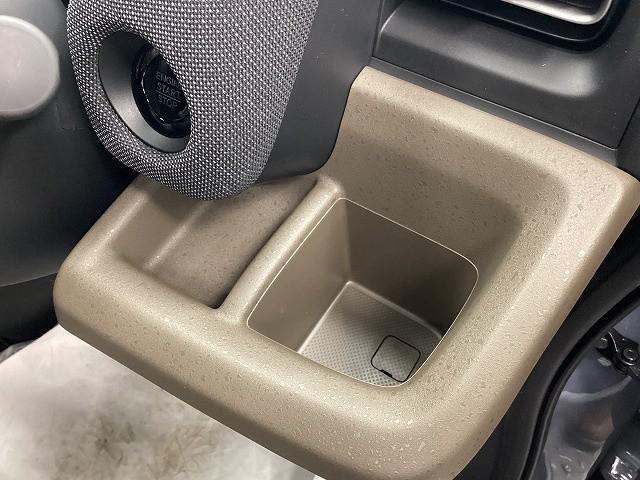 フリード エアー EX クリアランスソナー オートクルーズコントロール レーンアシスト 衝突被害軽減システム 両側電動スライドドア オートライト LEDヘッドランプ スマートキー 電動格納ミラー シートヒーター 3列シート(37枚目)