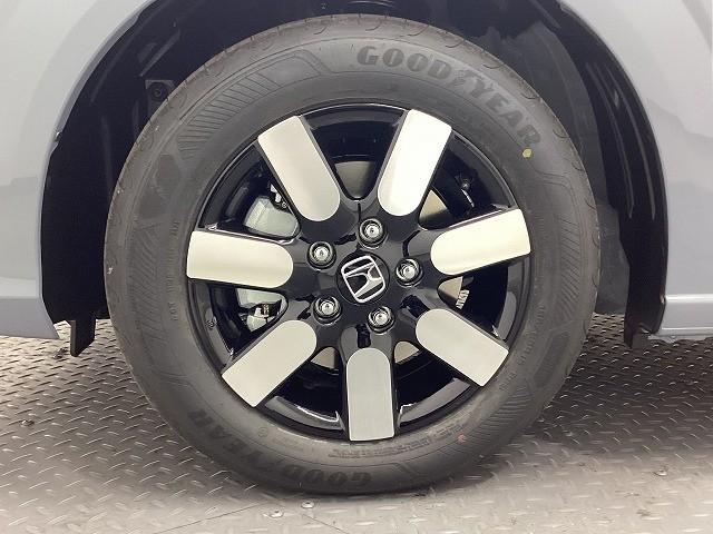 フリード エアー EX バックカメラ クリアランスソナー オートクルーズコントロール レーンアシスト 衝突被害軽減システム 両側電動スライドドア オートライト LEDヘッドランプ スマートキー 電動格納ミラー シートヒーター(23枚目)