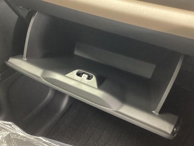 フリード エアー EX バックカメラ クリアランスソナー オートクルーズコントロール レーンアシスト 衝突被害軽減システム 両側電動スライドドア オートライト LEDヘッドランプ スマートキー 電動格納ミラー シートヒーター(42枚目)