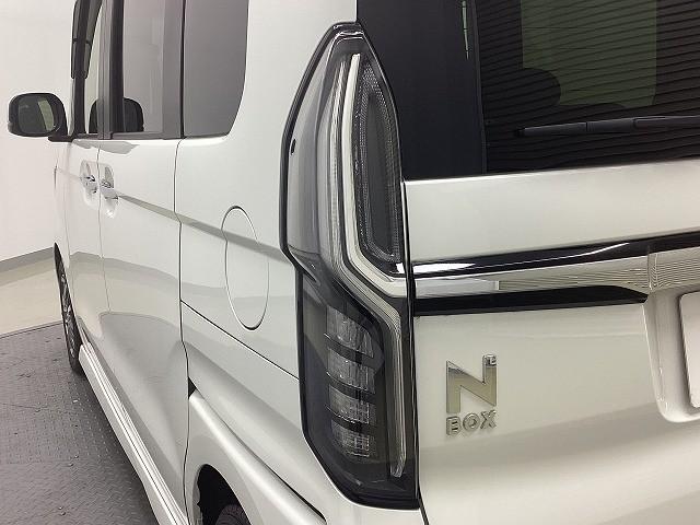 N-BOXカスタム L バックカメラ 両側スライド・片側電動 クリアランスソナー オートクルーズコントロール レーンアシスト 衝突被害軽減システム オートライト LEDヘッドランプ スマートキー アイドリングストップ(31枚目)