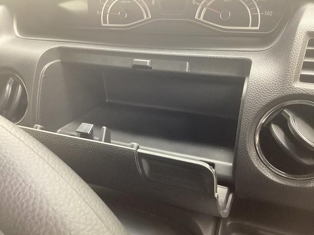 N-BOXカスタム L バックカメラ 両側スライド・片側電動 クリアランスソナー オートクルーズコントロール レーンアシスト 衝突被害軽減システム オートライト LEDヘッドランプ スマートキー アイドリングストップ(60枚目)