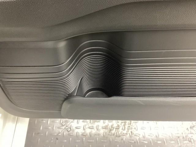 N-BOXカスタム L バックカメラ 両側スライド・片側電動 クリアランスソナー オートクルーズコントロール レーンアシスト 衝突被害軽減システム オートライト LEDヘッドランプ スマートキー アイドリングストップ(62枚目)