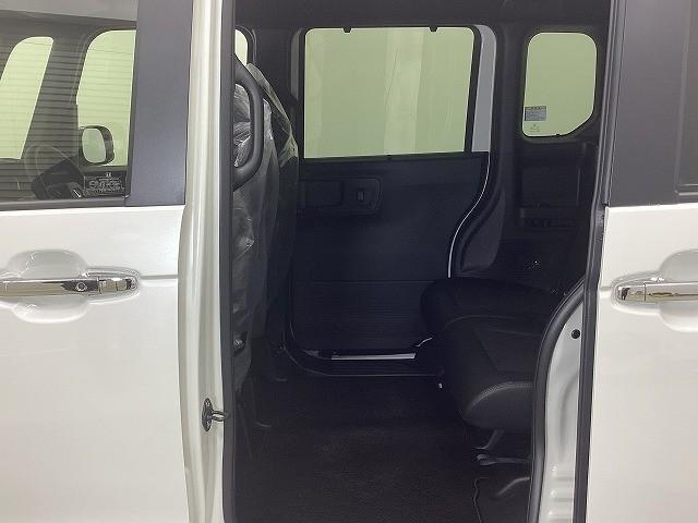 N-BOXカスタム ターボ バックカメラ 両側電動スライドドア クリアランスソナー オートクルーズコントロール レーンアシスト 衝突被害軽減システム オートライト LEDヘッドランプ スマートキー アイドリングストップ(34枚目)