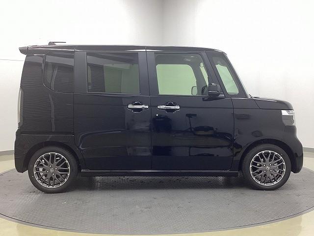 N-BOXカスタム ターボ 4WD バックカメラ 両側電動スライドドア クリアランスソナー オートクルーズコントロール レーンアシスト 衝突被害軽減システム オートライト LEDヘッドランプ スマートキー アイドリングストップ(15枚目)