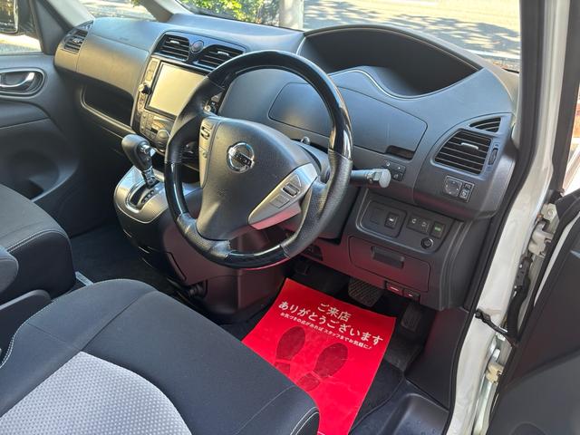 多くの中からご覧頂きありがとうございます。　在庫車全てルームクリーニング・コーティング施工しその他オイル交換、点検を実施し納車致します。　ご不明な点などありましたら、お気軽にご連絡ください。