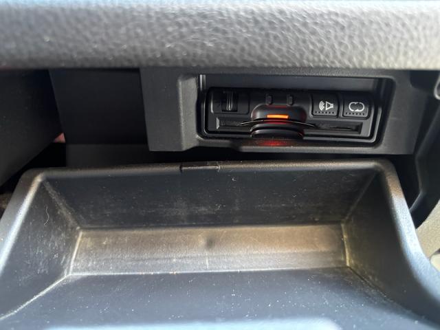 多くの中からご覧頂きありがとうございます。　在庫車全てルームクリーニング・コーティング施工しその他オイル交換、点検を実施し納車致します。　ご不明な点などありましたら、お気軽にご連絡ください。