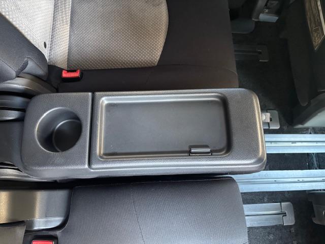 多くの中からご覧頂きありがとうございます。　在庫車全てルームクリーニング・コーティング施工しその他オイル交換、点検を実施し納車致します。　ご不明な点などありましたら、お気軽にご連絡ください。