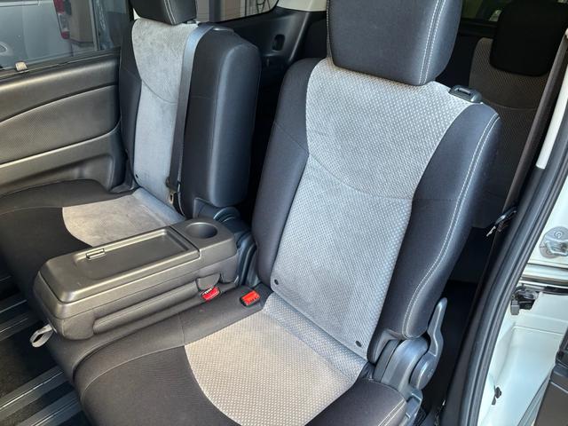 多くの中からご覧頂きありがとうございます。　在庫車全てルームクリーニング・コーティング施工しその他オイル交換、点検を実施し納車致します。　ご不明な点などありましたら、お気軽にご連絡ください。