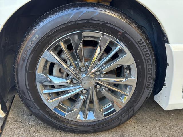 多くの中からご覧頂きありがとうございます。　在庫車全てルームクリーニング・コーティング施工しその他オイル交換、点検を実施し納車致します。　ご不明な点などありましたら、お気軽にご連絡ください。