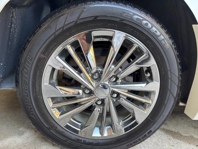 多くの中からご覧頂きありがとうございます。　在庫車全てルームクリーニング・コーティング施工しその他オイル交換、点検を実施し納車致します。　ご不明な点などありましたら、お気軽にご連絡ください。