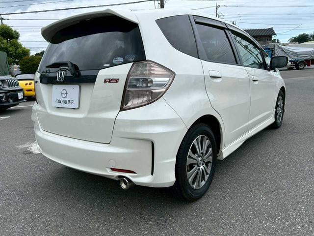 フィット ＲＳ　純正ナビ　バックモニター　フルセグ　ＥＴＣ　キセノン（6枚目）