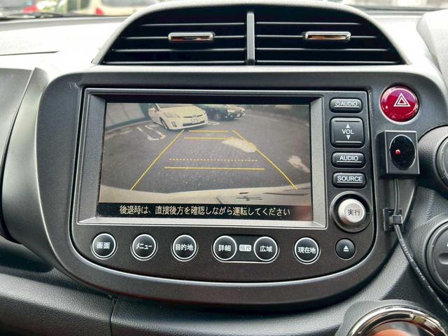 フィット ＲＳ　純正ナビ　バックモニター　フルセグ　ＥＴＣ　キセノン（17枚目）