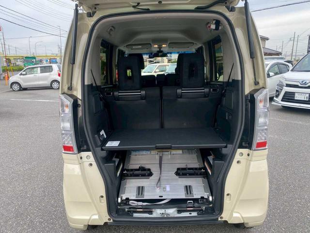 Ｎ－ＢＯＸ＋ Ｇ・Ｌパッケージ　車いす仕様車　スロープ付・４ＷＤ・ナビ・バックカメラ（8枚目）