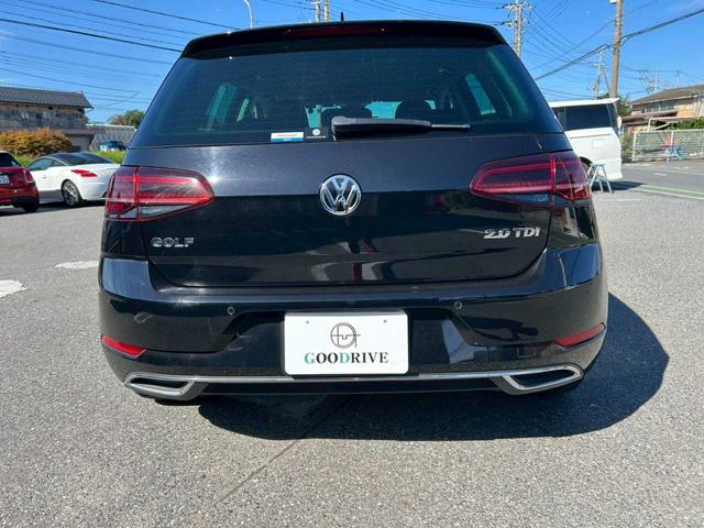 ゴルフ ＴＤＩハイライン　マイスター　純正ナビ　バックモニター　ワンセグ　シートヒーター　コーナーセンサー　自動駐車　ＥＴＣ２．０　レーダークルーズ　電子パーキング　ドライブレコーダー　ディナウディオオーディオ　ＢＳＭ　オールシーズンタイ（5枚目）