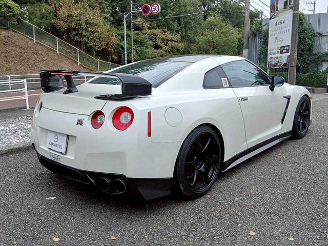 ＧＴ－Ｒ プレミアムエディション　ゼルパフォーマンス　エアロ　ＲＡＹＳ鍛造２０インチアルミ　後期ヘッドライト・テール　ＫＷ　ＨＡＳキット（3枚目）