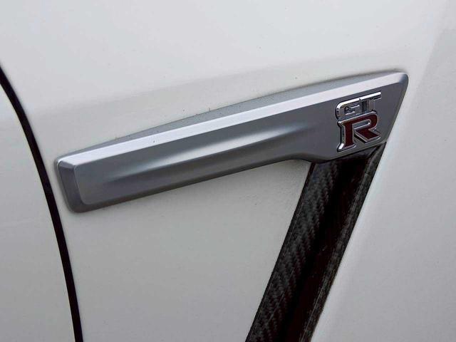 ＧＴ－Ｒ プレミアムエディション　ゼルパフォーマンス　エアロ　ＲＡＹＳ鍛造２０インチアルミ　後期ヘッドライト・テール　ＫＷ　ＨＡＳキット（7枚目）