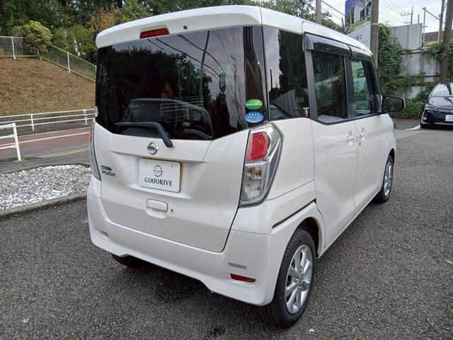 デイズルークス Ｘ　Ｖセレクション　純正メモリ－ナビＴＶ　アラウンドモニタ－　両側オ－トスライドドア　ドラレコ　ＥＴＣ　エマ－ジェンシ－ブレ－キ　踏間違防止アシスト（3枚目）