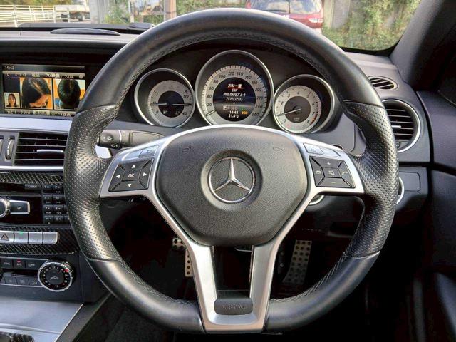 Ｃクラス Ｃ１８０　ブルーエフィシェンシー　クーペ　サンルーフ／パネメリカーナグリル／リアスポイラー／純正ナビ／ハーフレザーシート／パワーシート／バックモニター／シートヒーター（9枚目）