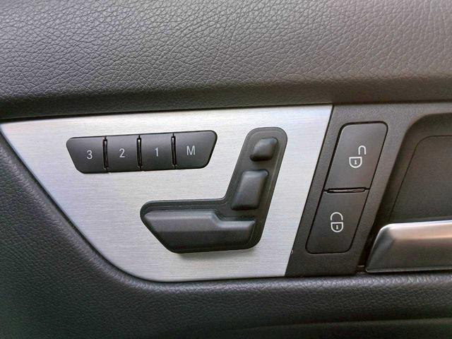 Ｃクラス Ｃ１８０　ブルーエフィシェンシー　クーペ　サンルーフ／パネメリカーナグリル／リアスポイラー／純正ナビ／ハーフレザーシート／パワーシート／バックモニター／シートヒーター（15枚目）